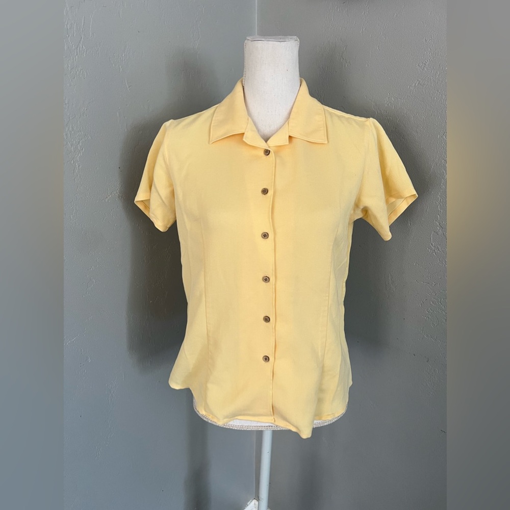 Cubavera button down blouse size M